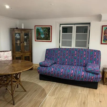 Vistalmar Sao Martinho Bed & Breakfast 3*